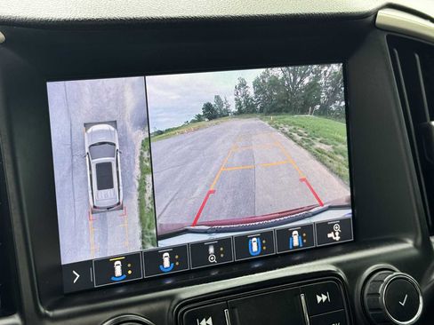 Used 2019 GMC Terrain Denali w/ Advanced Safety Package AWD/4WD image 21