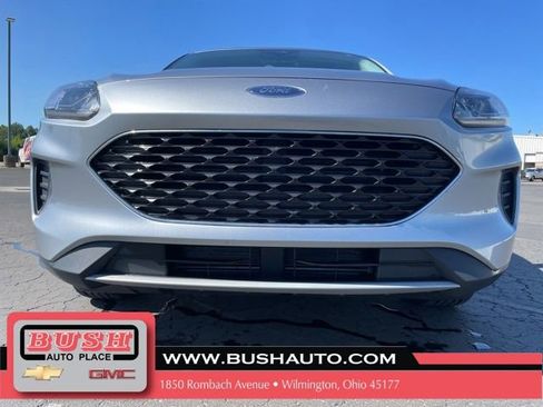 Used 2022 Ford Escape SE w/ Convenience Package FWD image 10