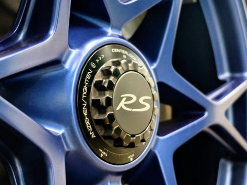 Used 2024 Porsche 718 Cayman GT4 RS image 12