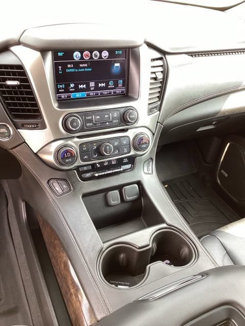 Used 2020 Chevrolet Tahoe LT w/ Luxury Package AWD/4WD image 14