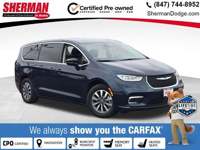 Certified 2024 Chrysler Pacifica Limited