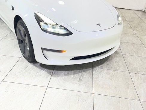 Used 2023 Tesla Model 3 Standard Range image 7