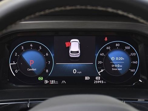 Used 2025 Volkswagen Atlas Cross Sport SE image 10