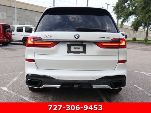 Used 2022 BMW X7 xDrive40i w/ M Sport Package AWD/4WD image 8