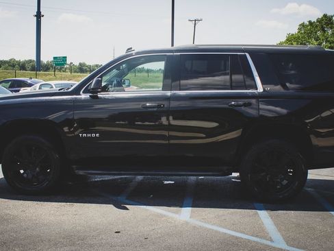 Used 2015 Chevrolet Tahoe LT AWD/4WD image 18