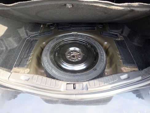 Used 2014 Ford Fusion SE w/ Equipment Group 202A image 18