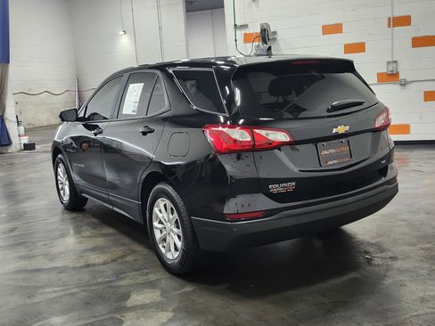 Used 2021 Chevrolet Equinox LS image 9
