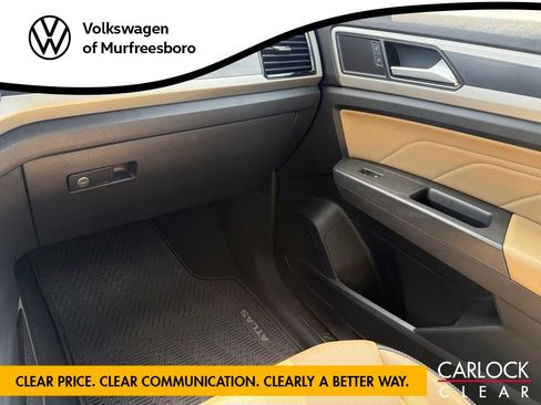 Certified 2023 Volkswagen Atlas Cross Sport SEL R-Line AWD/4WD image 24