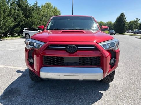 Certified 2021 Toyota 4Runner TRD Off-Road Premium w/ Moonroof Package AWD/4WD image 2