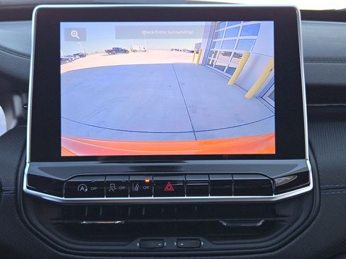 New 2026 Jeep Compass Latitude image 15