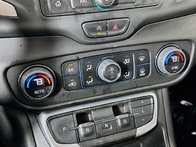 Used 2023 GMC Terrain SLE w/ Driver Convenience Package FWD image 19