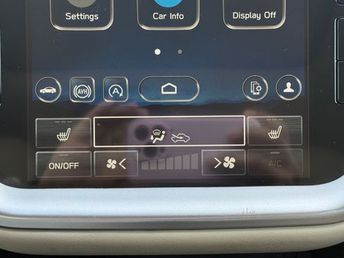 Certified 2025 Subaru Outback Limited image 27