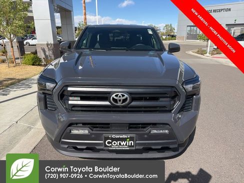 Used 2025 Toyota Tacoma SR5 AWD/4WD image 2