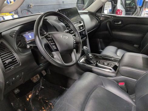 Used 2024 INFINITI QX80 Luxe image 11