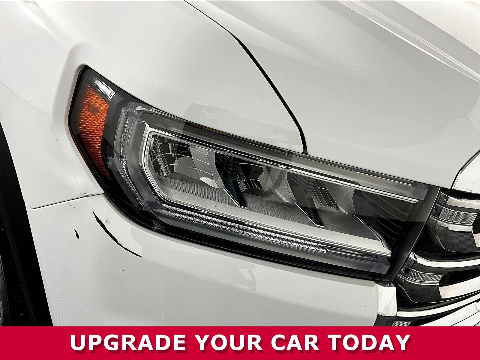 Used 2021 GMC Acadia SLE w/ LPO, Floor Liner Package FWD image 29