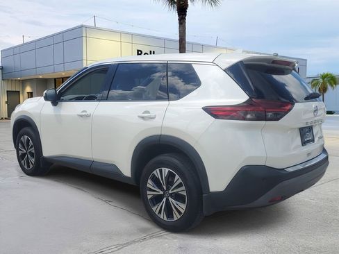 Certified 2021 Nissan Rogue SV AWD/4WD image 3