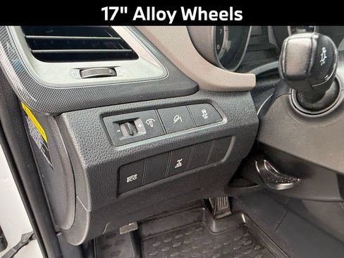 Used 2016 Hyundai Santa Fe Sport AWD/4WD image 13