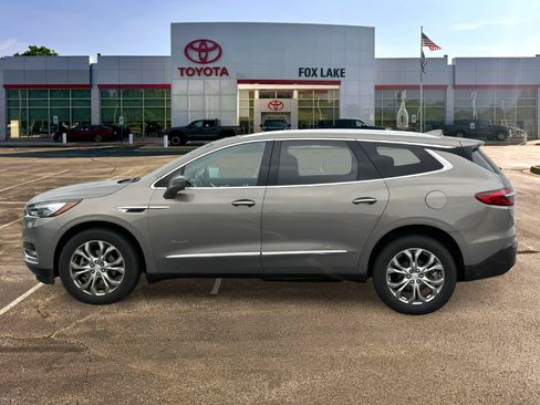 Used 2019 Buick Enclave Avenir w/ Avenir Technology Package AWD/4WD image 2