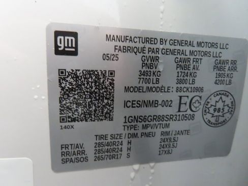 Used 2025 Chevrolet Suburban High Country image 61