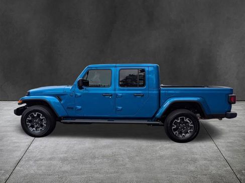 Used 2026 Jeep Gladiator Sport AWD/4WD image 7