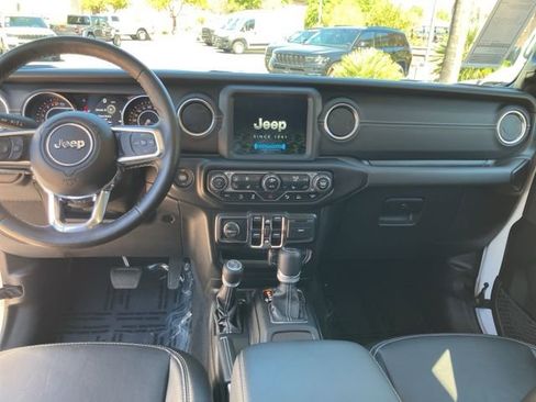 Used 2021 Jeep Wrangler Unlimited Sahara image 13