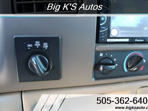 Used 2003 Ford F250 XLT image 11