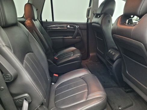 Used 2016 Buick Enclave Leather image 19