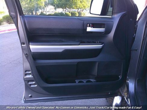 Used 2018 Toyota Tundra SR5 image 12