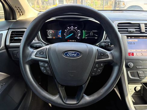 Used 2019 Ford Fusion S FWD image 21
