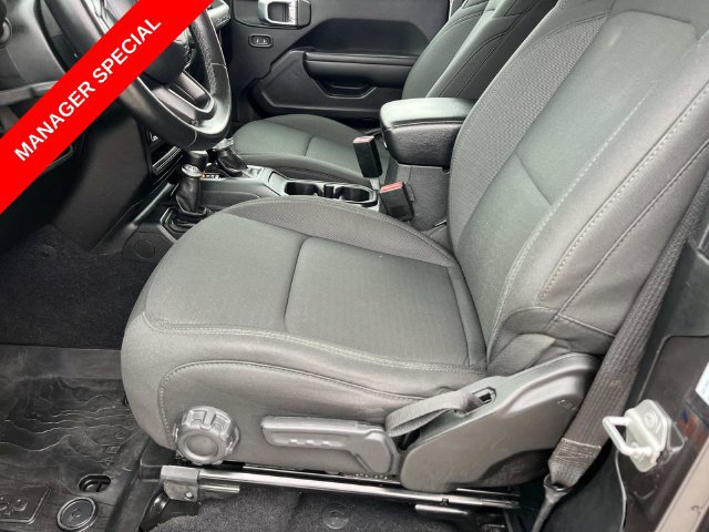 Certified 2021 Jeep Wrangler Sport AWD/4WD image 17