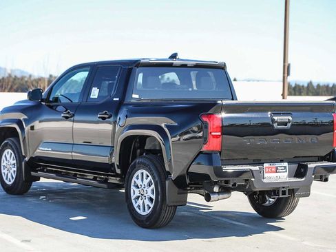 New 2026 Toyota Tacoma SR5 image 7