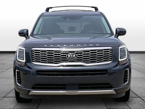 Used 2020 Kia Telluride EX w/ Towing Package FWD image 3