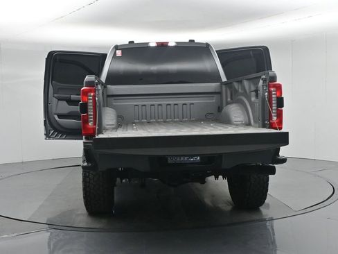 Used 2023 Ford F250 XLT w/ Black Appearance Package image 42