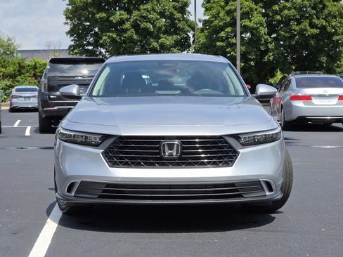 Certified 2023 Honda Accord EX image 15