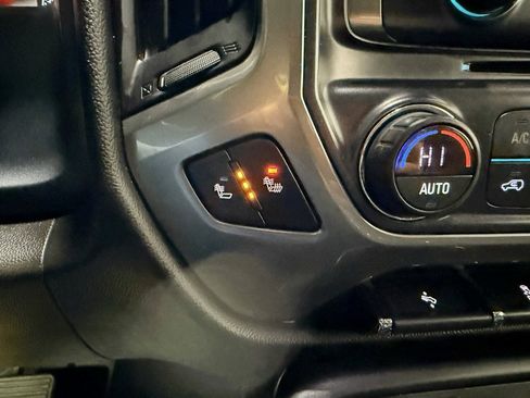 Used 2018 Chevrolet Silverado 1500 LT w/ All Star Edition image 20