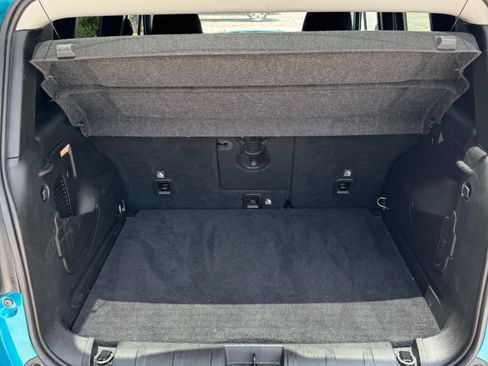 Used 2021 Jeep Renegade Trailhawk image 25