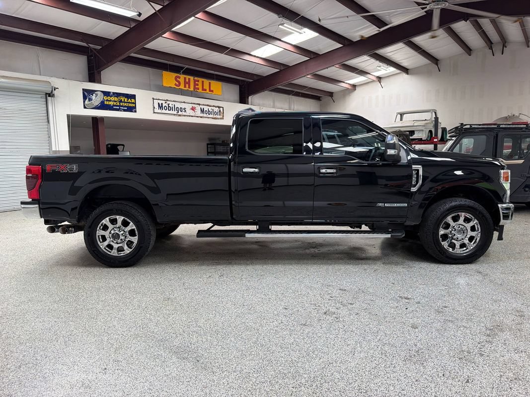 Used 2020 Ford F350 Lariat w/ Lariat Ultimate Package AWD/4WD image 9