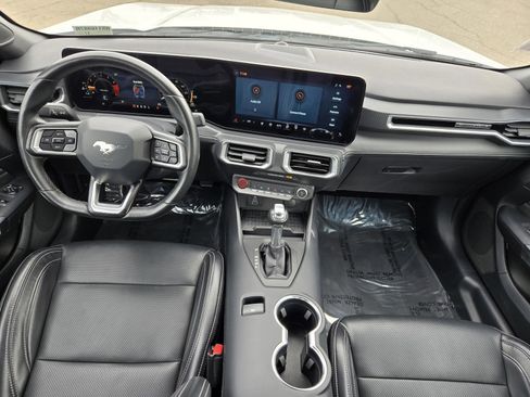 Used 2024 Ford Mustang Premium image 12
