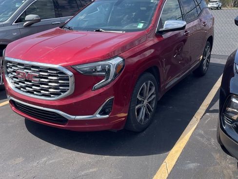 Used 2018 GMC Terrain Denali image 1