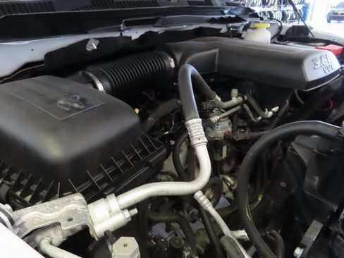 Used 2023 RAM 1500 Classic SLT w/ Trailer & Traction Group image 34