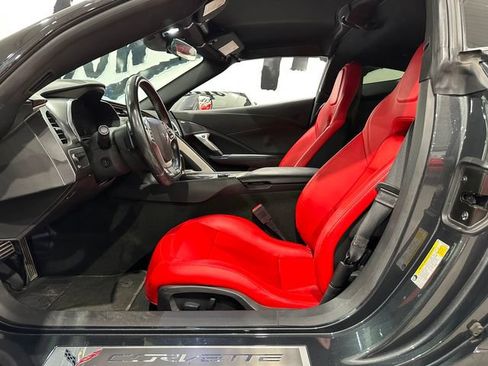 Used 2019 Chevrolet Corvette Stingray Coupe w/ 1LT RWD image 8