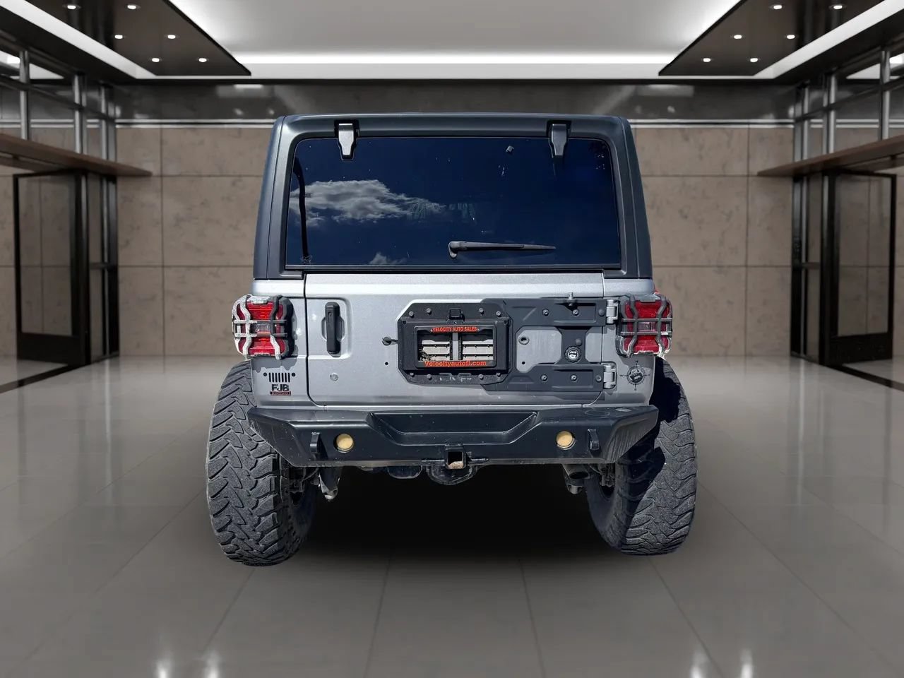 Used 2020 Jeep Wrangler Unlimited Rubicon AWD/4WD image 2