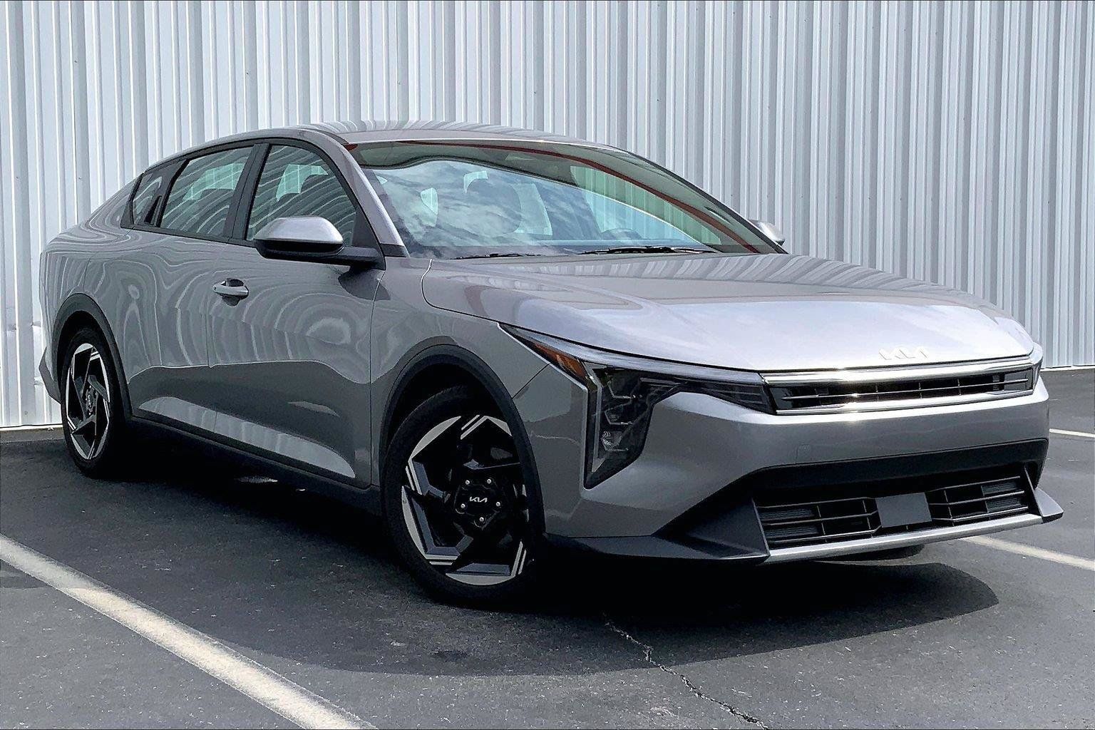Used 2025 Kia K4 EX FWD image 31