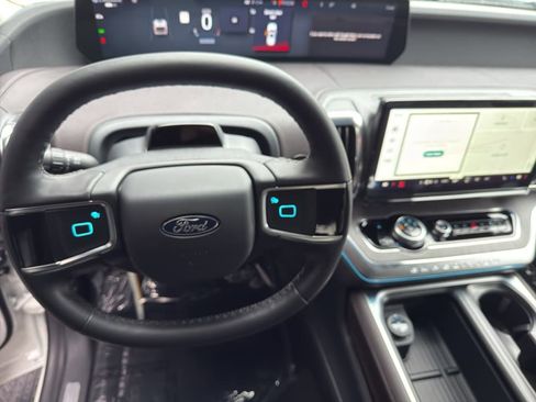 New 2026 Ford Expedition Max Platinum w/ Platinum Ultimate Package image 25