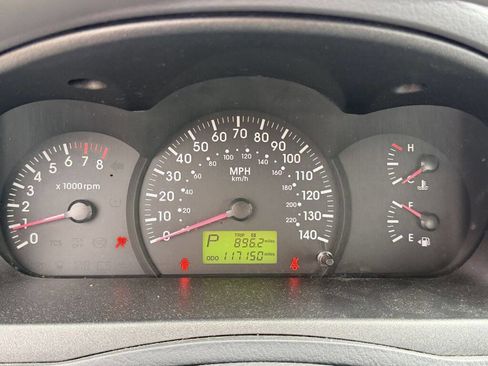 Used 2005 Kia Spectra LX image 13