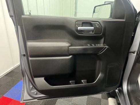Used 2021 Chevrolet Silverado 1500 Custom AWD/4WD image 19