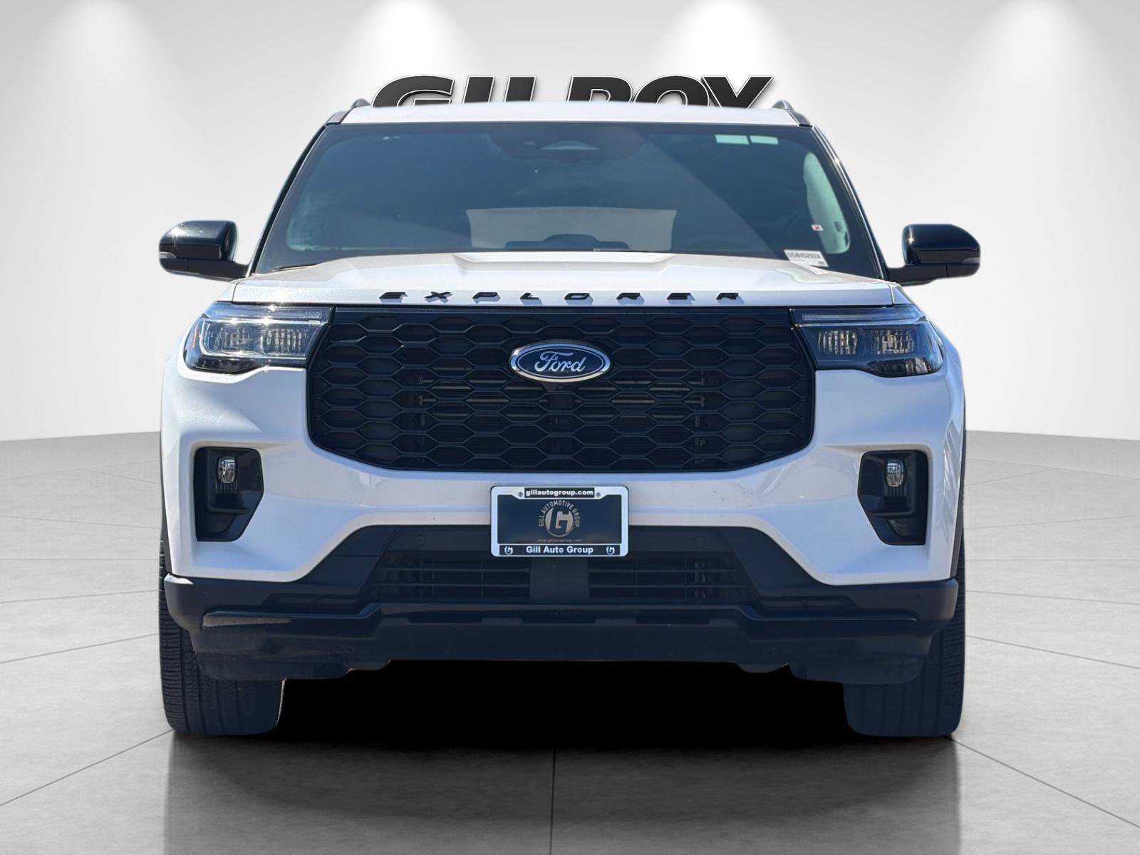 Used 2025 Ford Explorer ST-Line w/ ST-Line Street Pack AWD/4WD image 8