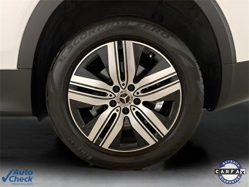 Used 2023 Mercedes-Benz EQB 300 4MATIC w/ Pinnacle Package image 24