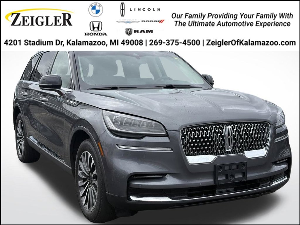 Used 2023 Lincoln Aviator AWD w/ Premium Package image 1
