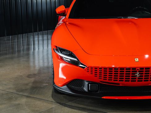 Used 2021 Ferrari Roma RWD image 43